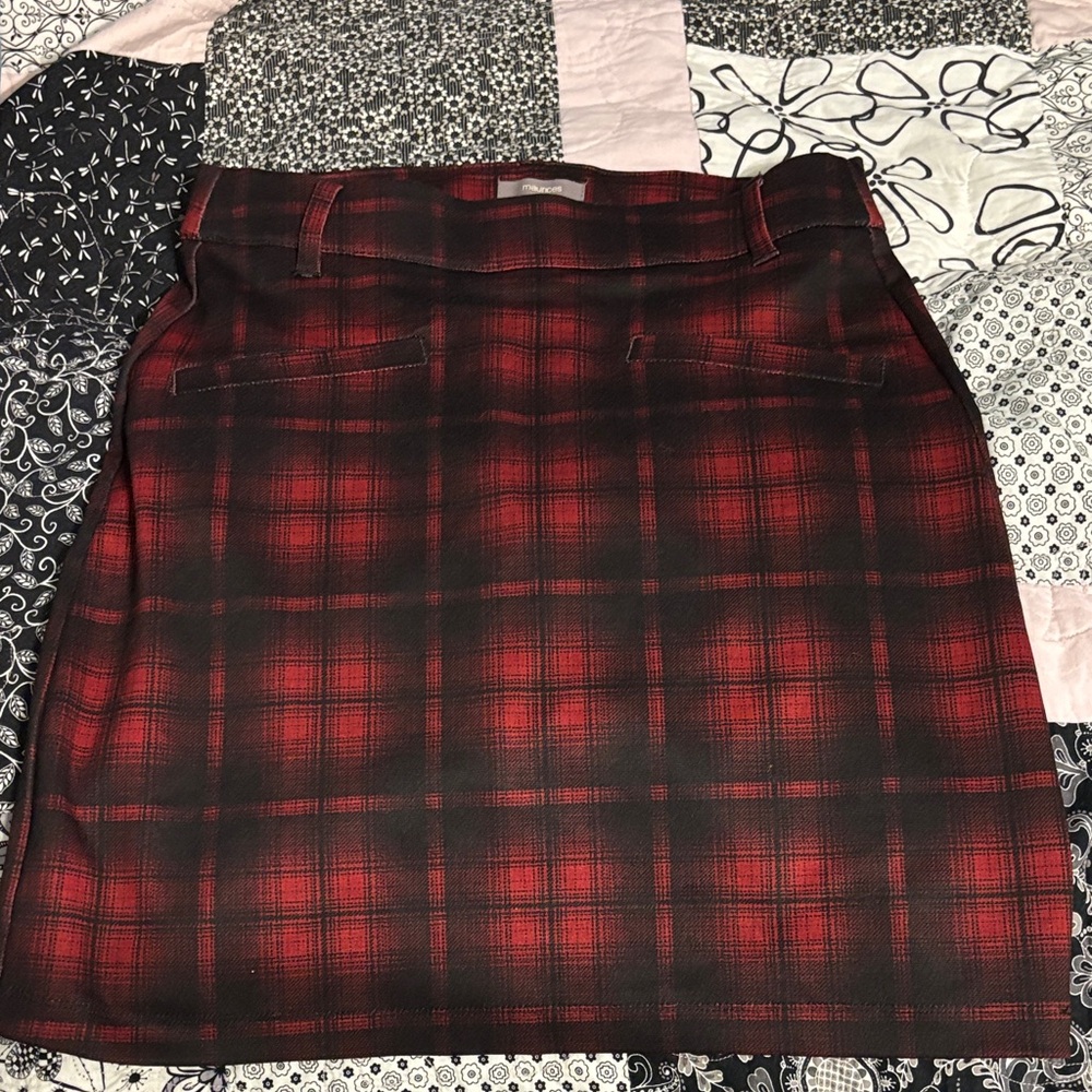 Maurices Red and Black Plaid Mini Skirt (no visible size; small-medium)